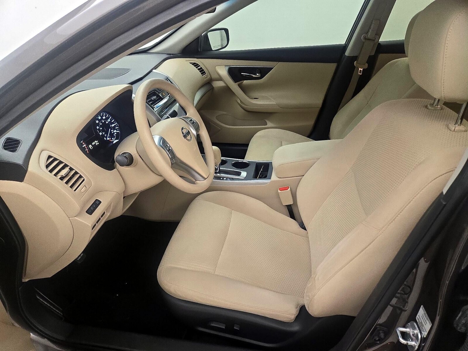Power Seat(s) & Side Airbags