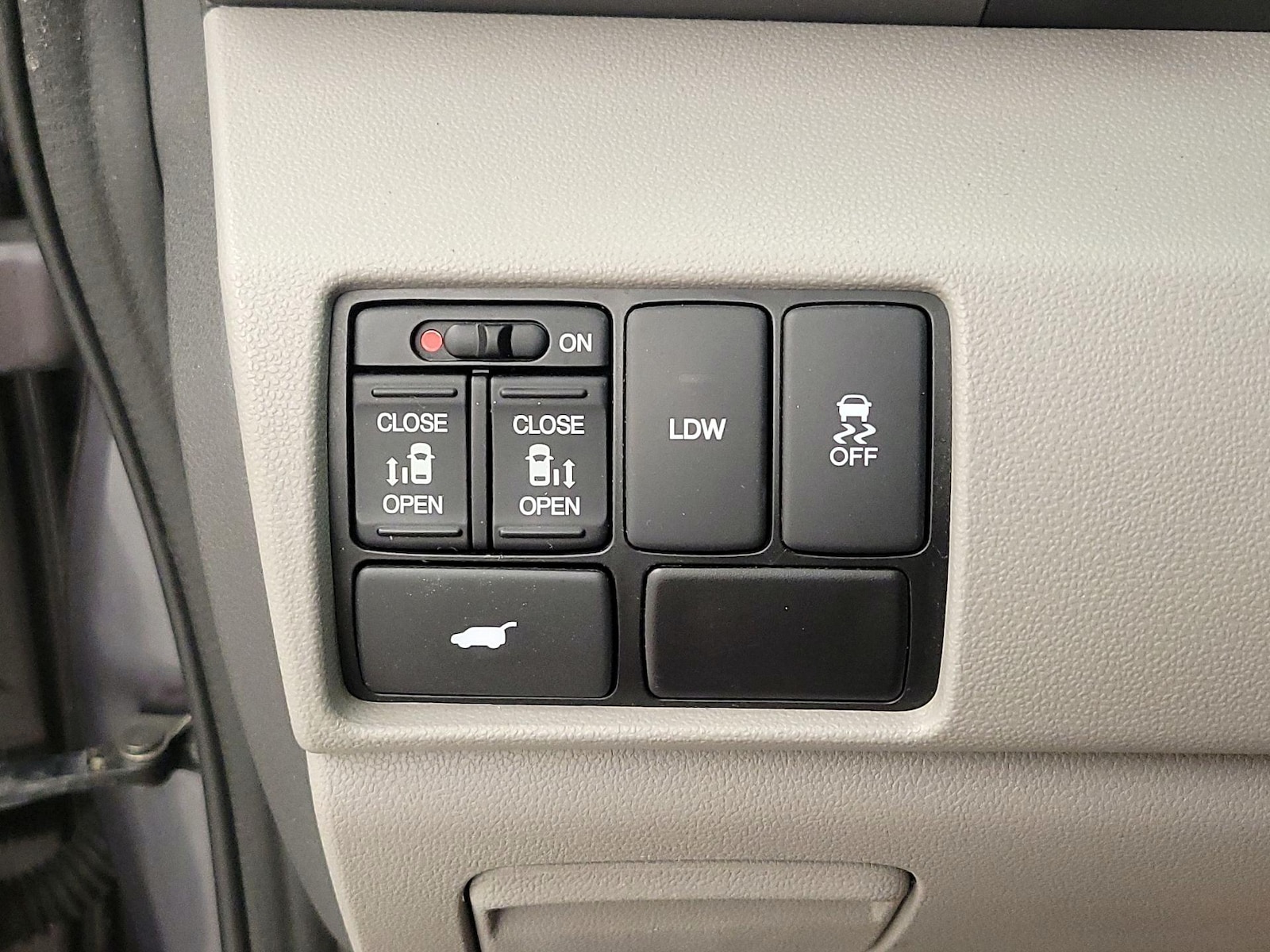 2015 Honda Odyssey EX-L - Photo 14