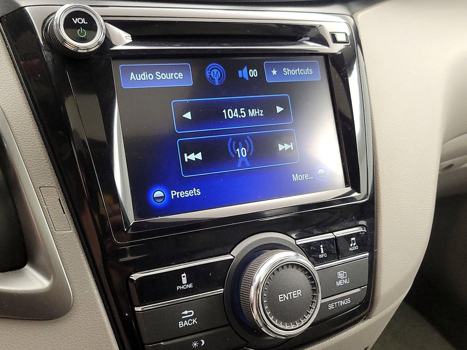 2015 Honda Odyssey EX-L - Photo 16