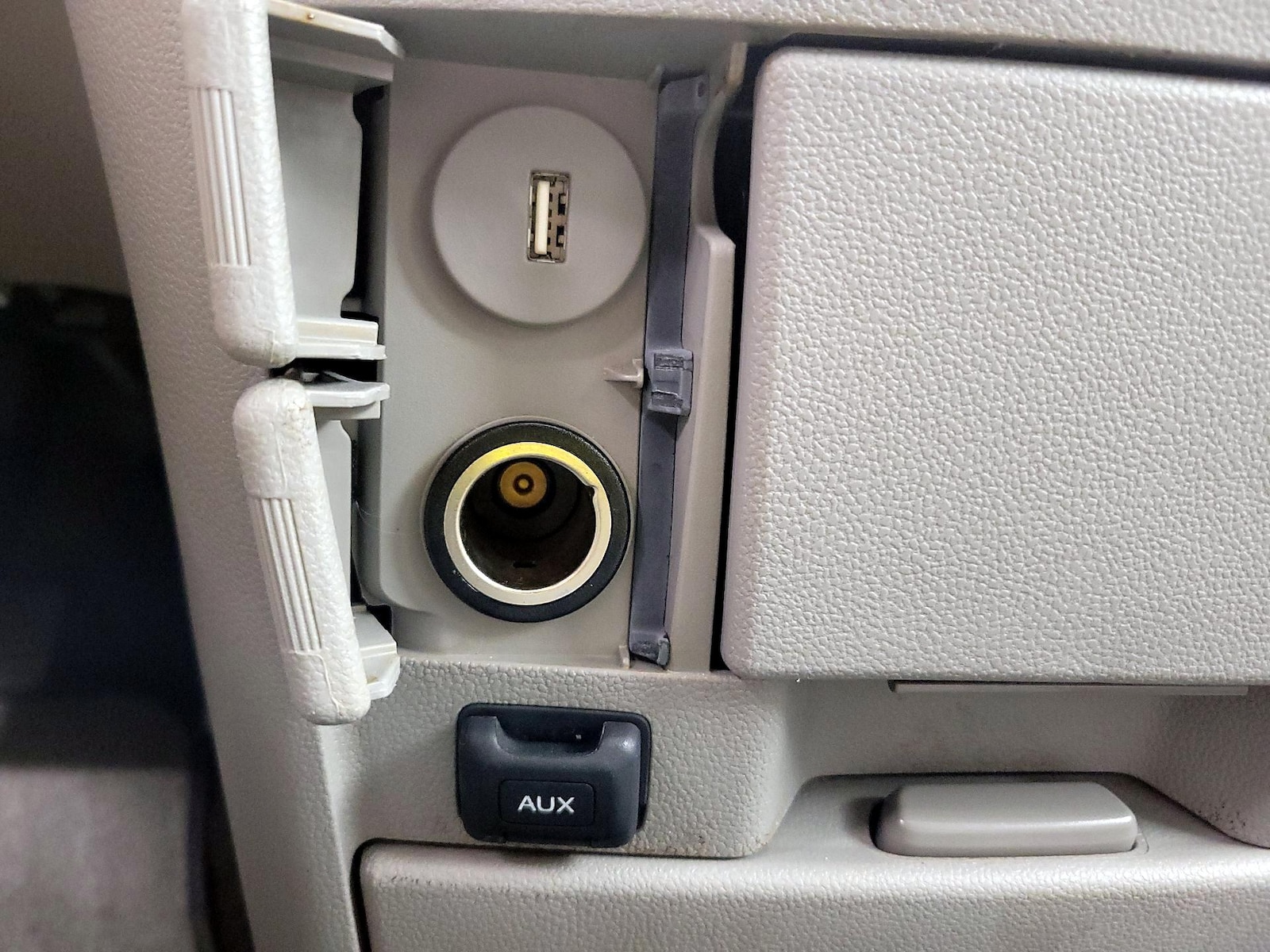 2015 Honda Odyssey EX-L - Photo 19