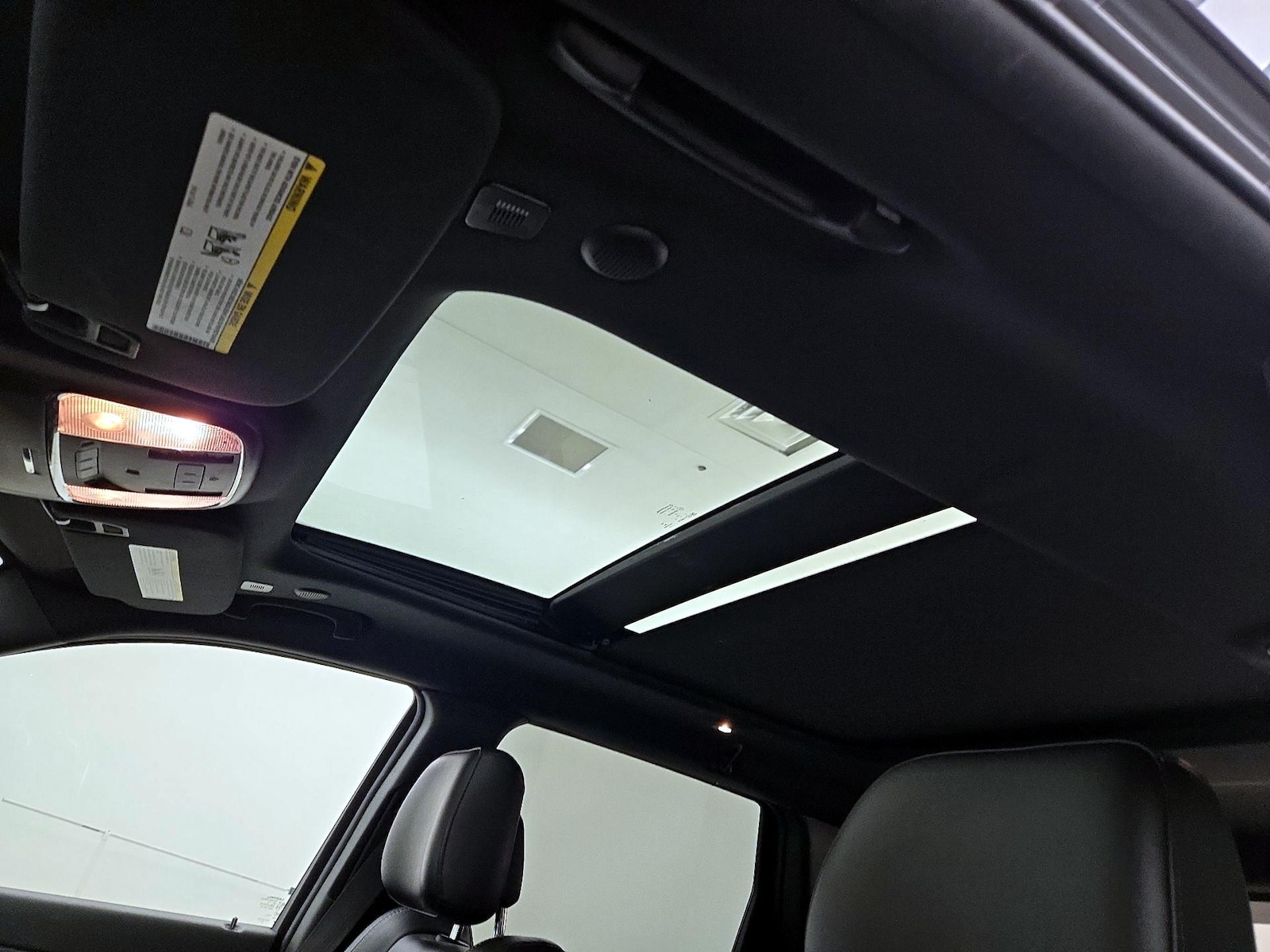 Panoramic Sunroof & Sunroof(s)