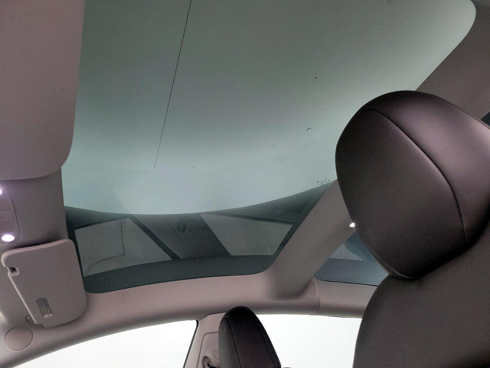 Skylight(s) & Overhead Airbags