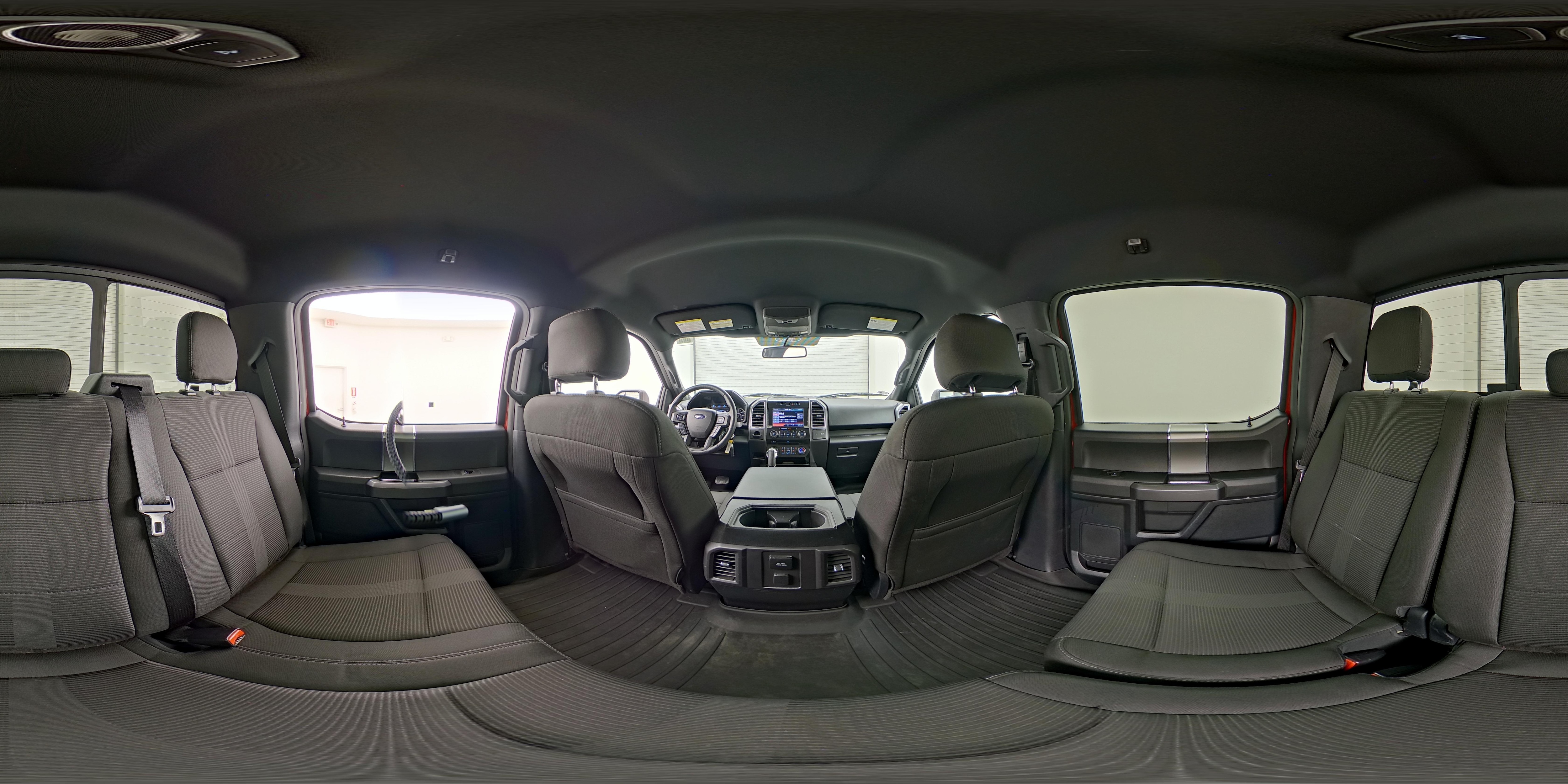 2015 Ford F-150 XLT - Photo 25