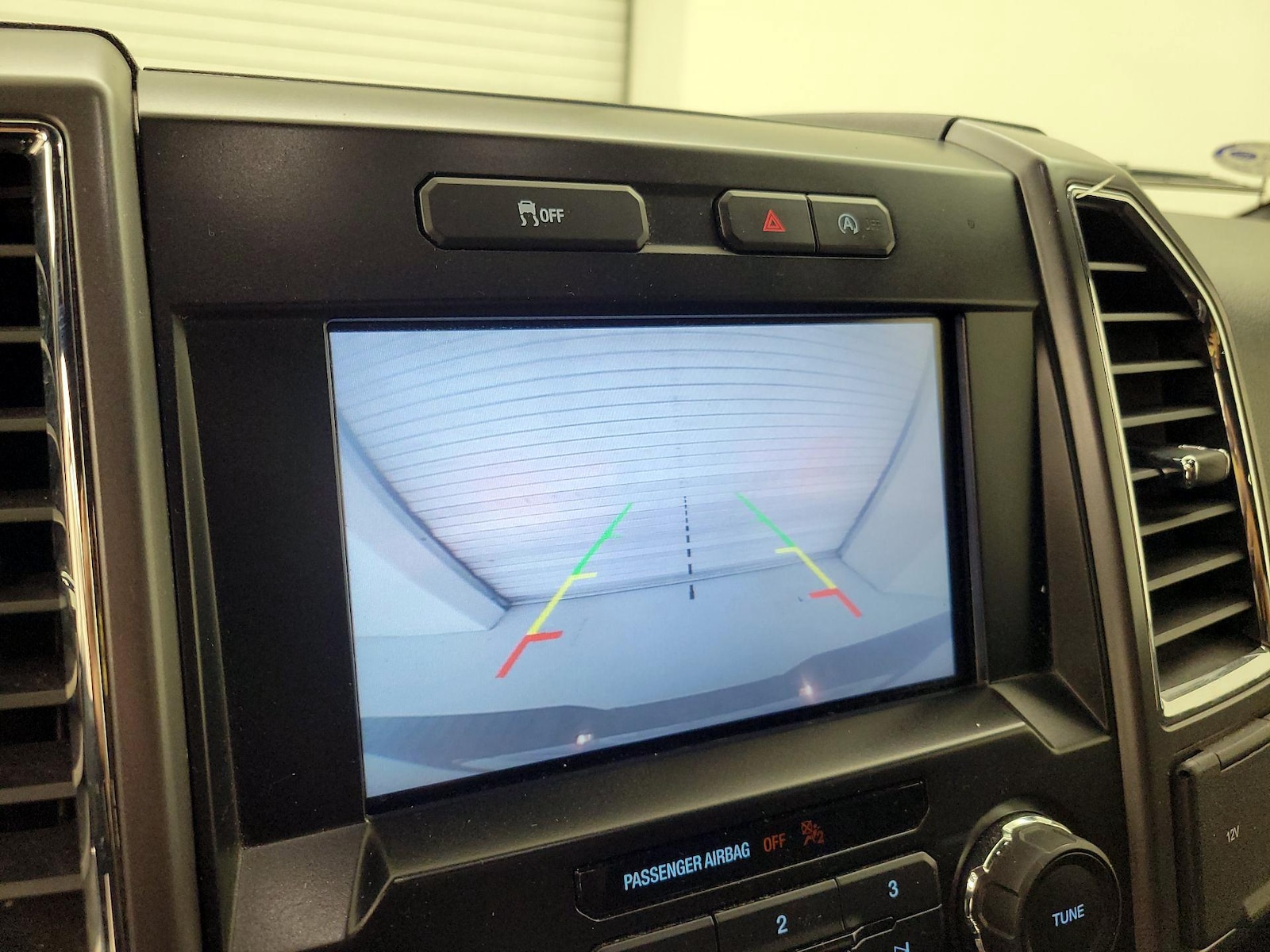 2015 Ford F-150 XLT - Photo 15