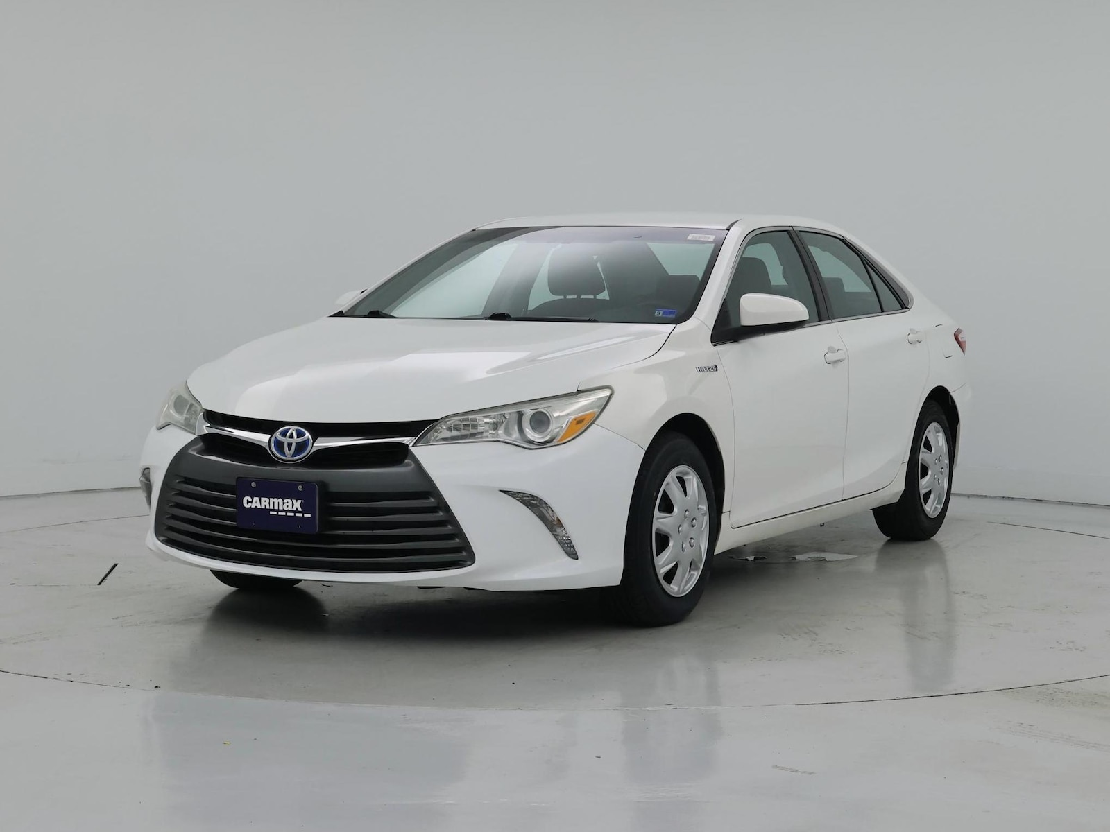 2017 Toyota Camry LE - Photo 5