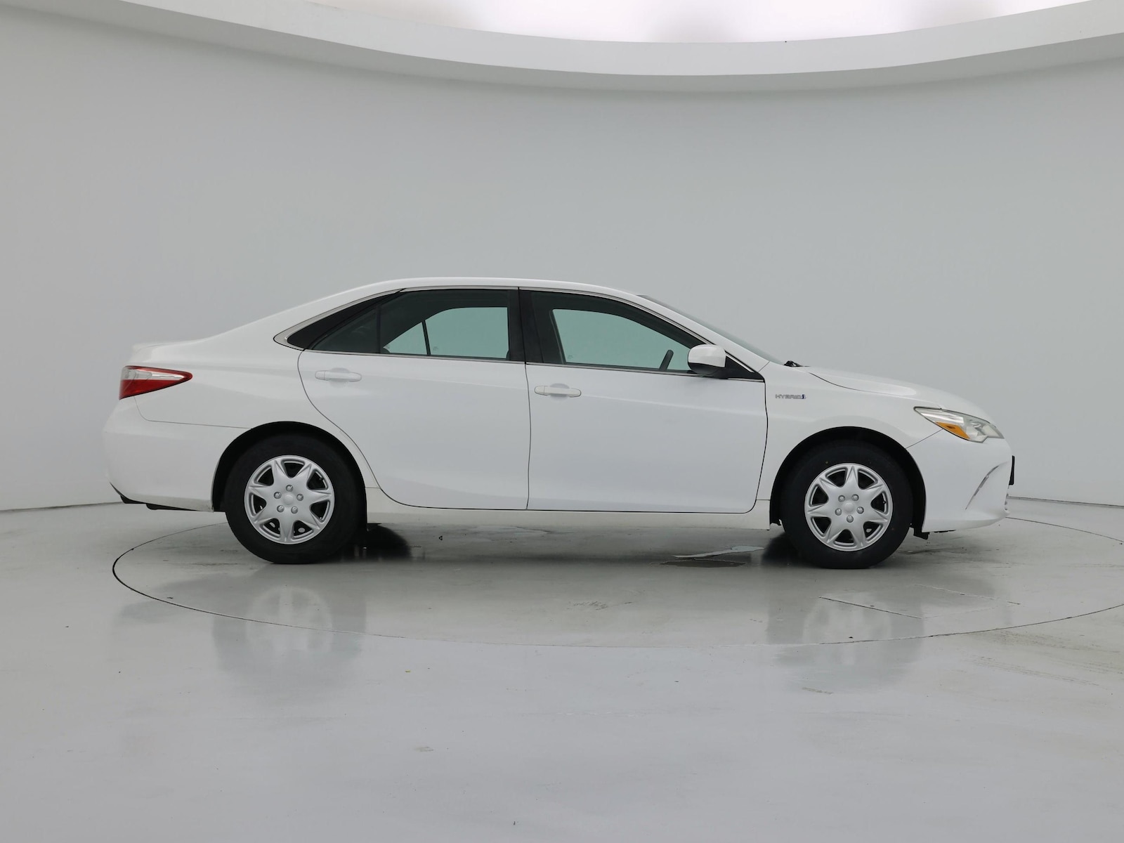2017 Toyota Camry LE - Photo 8