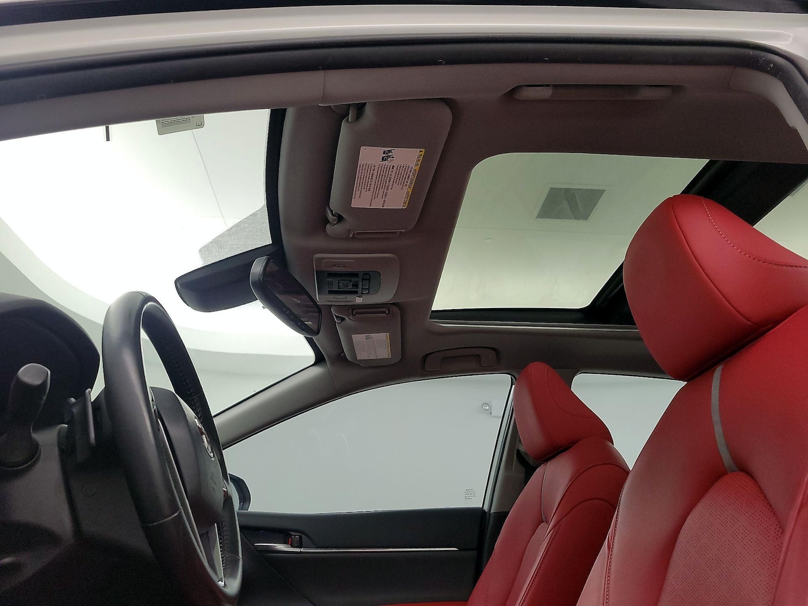 2019 Toyota Camry XSE - Photo 20