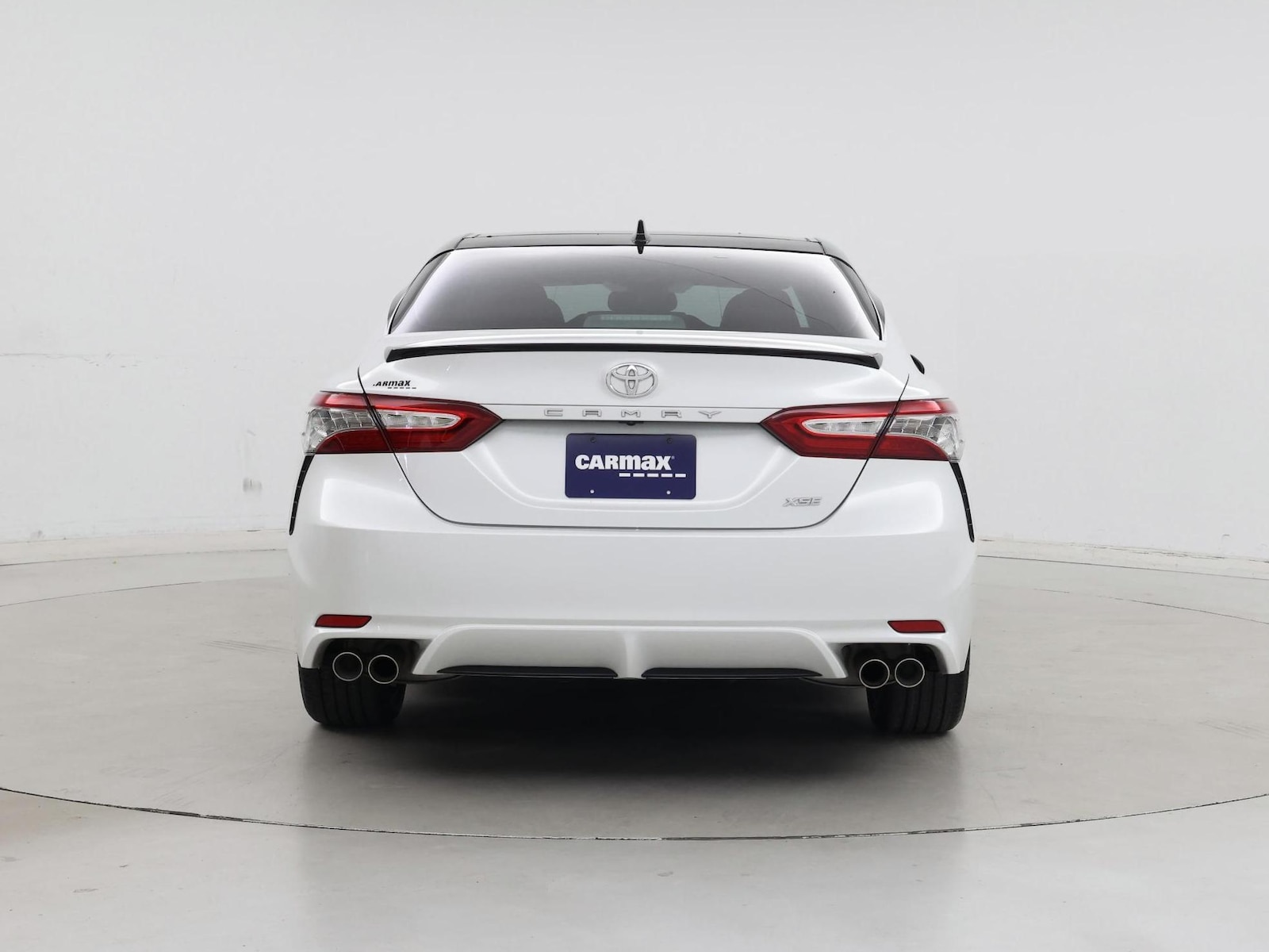 2019 Toyota Camry XSE - Photo 7