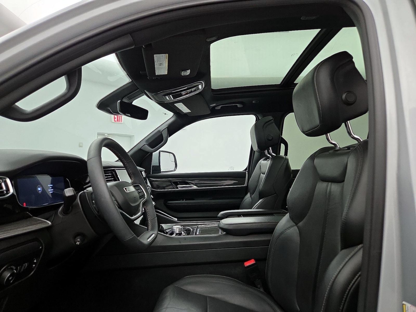 2022 Jeep Wagoneer Series II - Photo 21
