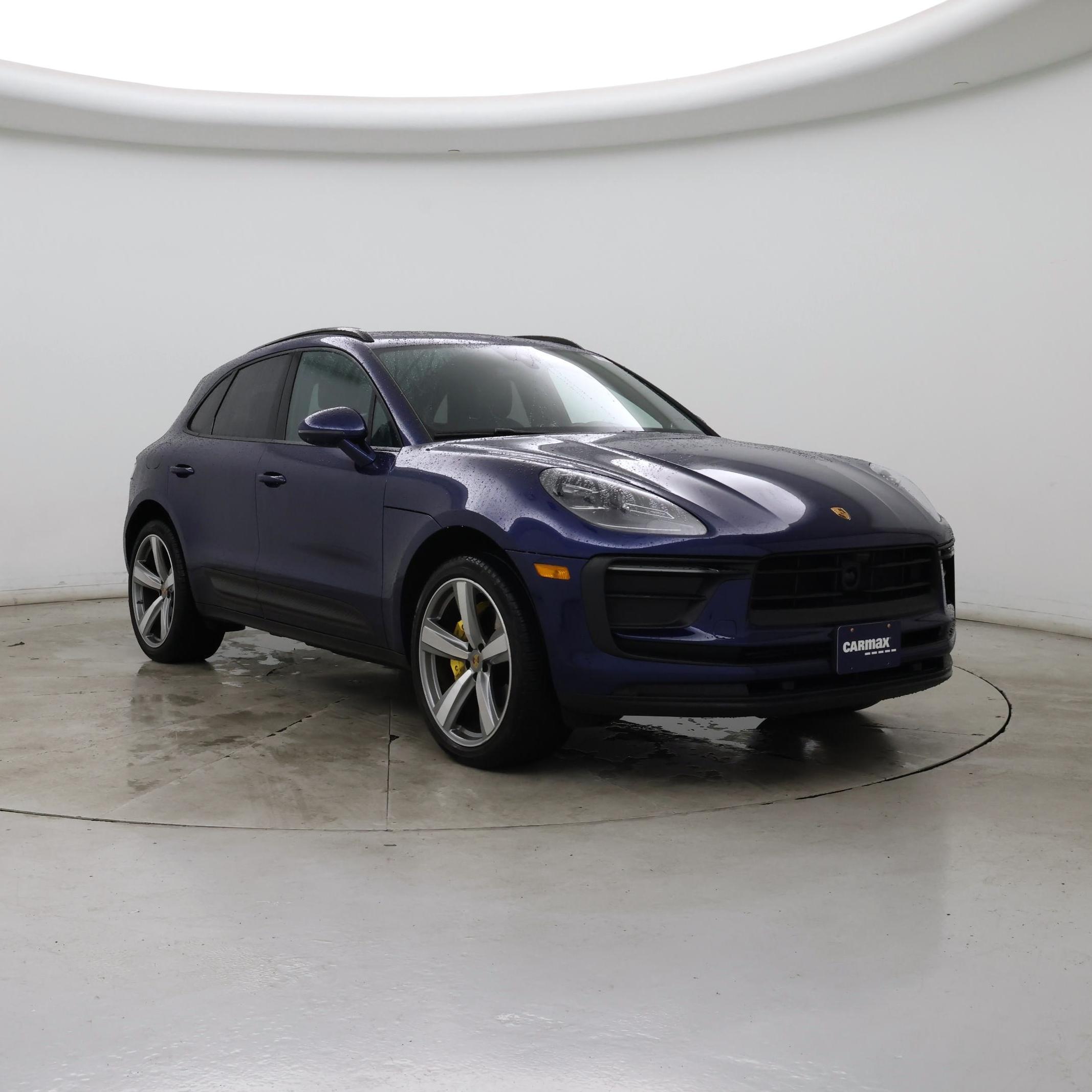 Blue 2024 Porsche Macan SUV / Crossover  Automatic
