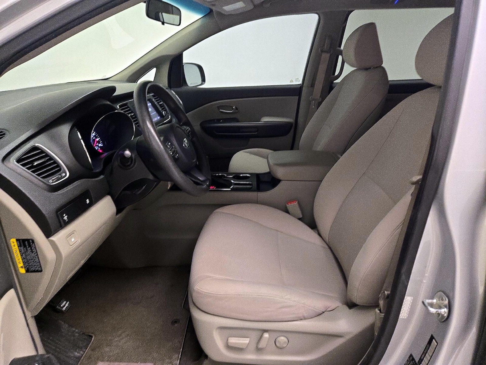 Power Seat(s) & Side Airbags