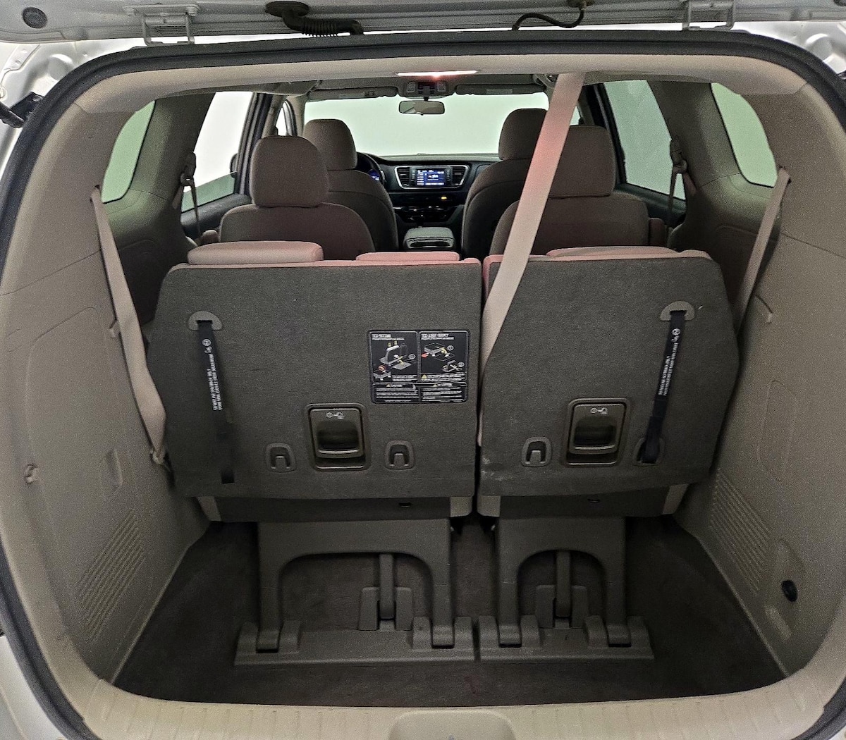 Trunk/Cargo (Seats Up)