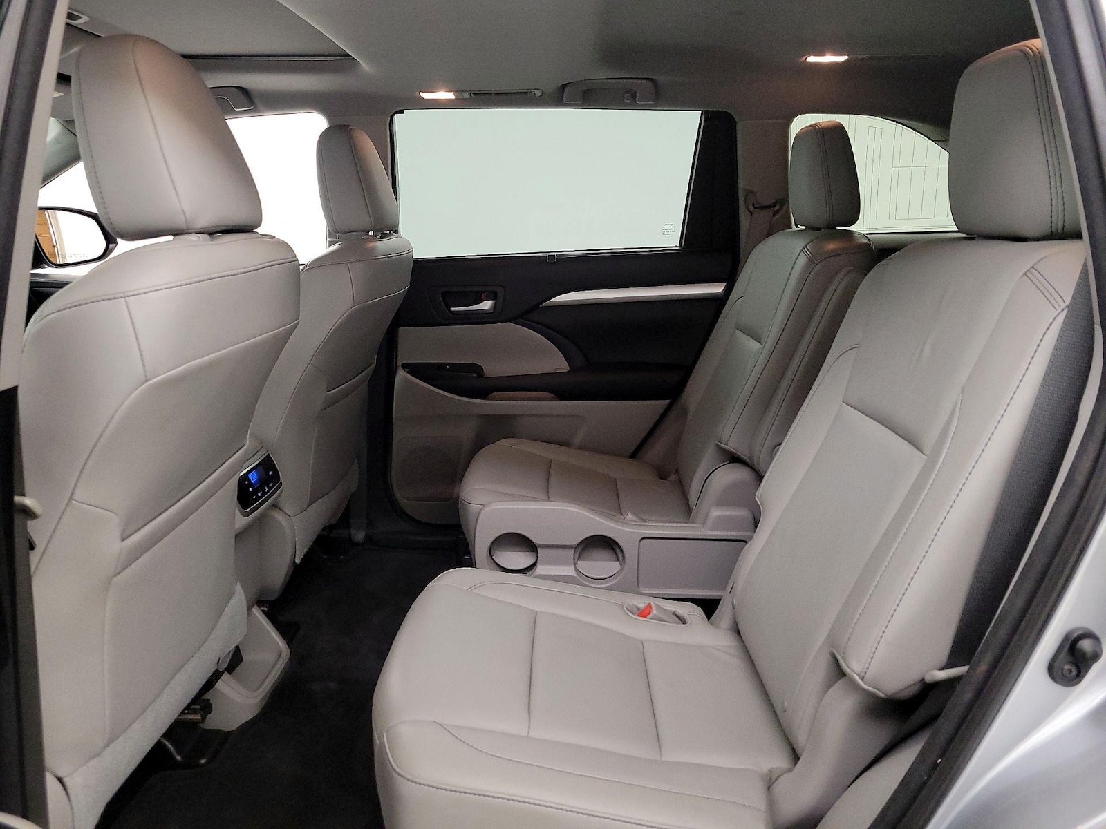 Rear Air Conditioning