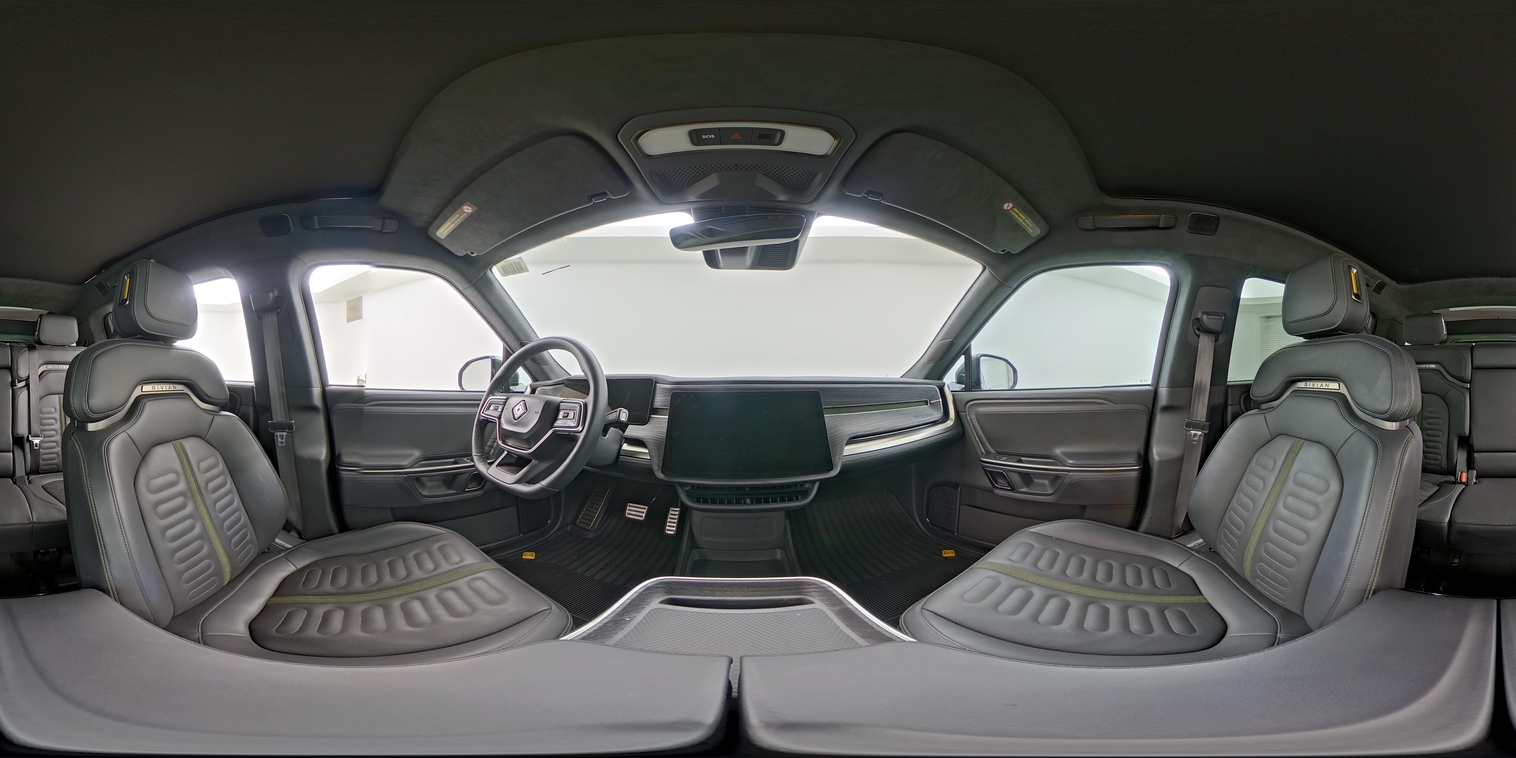 2023 Rivian R1S Adventure - Photo 25
