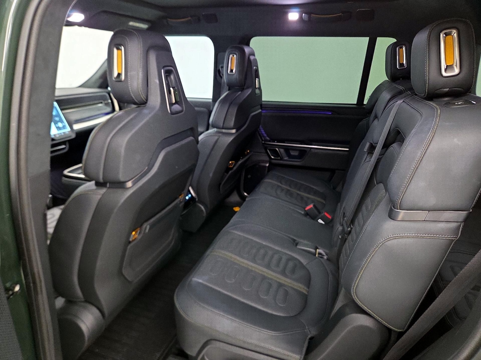 2023 Rivian R1S Adventure - Photo 19
