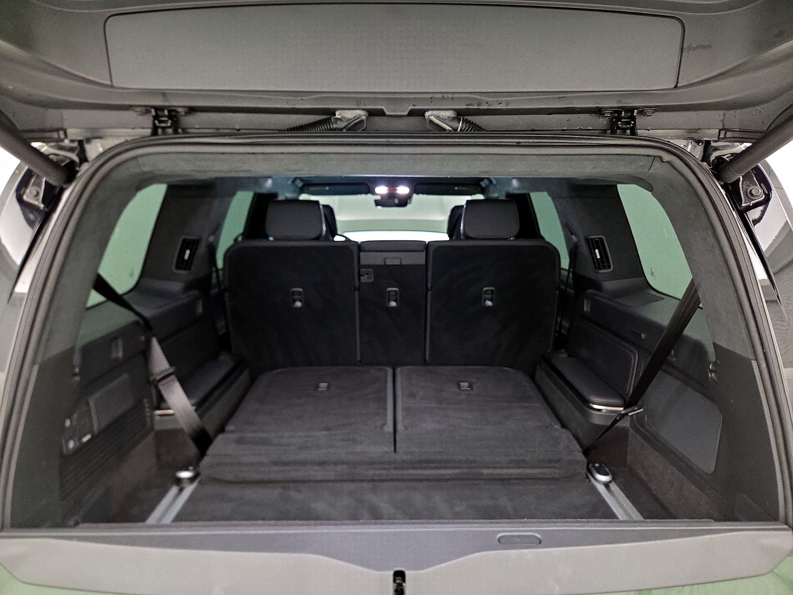 2023 Rivian R1S Adventure - Photo 22