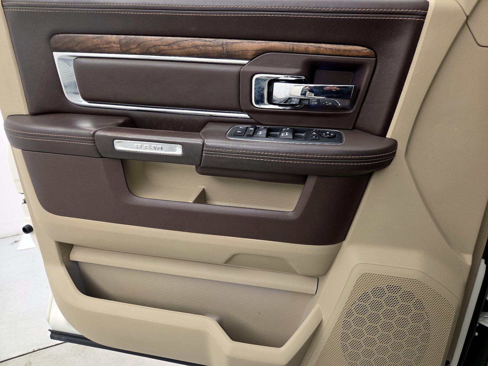 2018 RAM Ram 3500 Pickup Laramie Longhorn - Photo 13