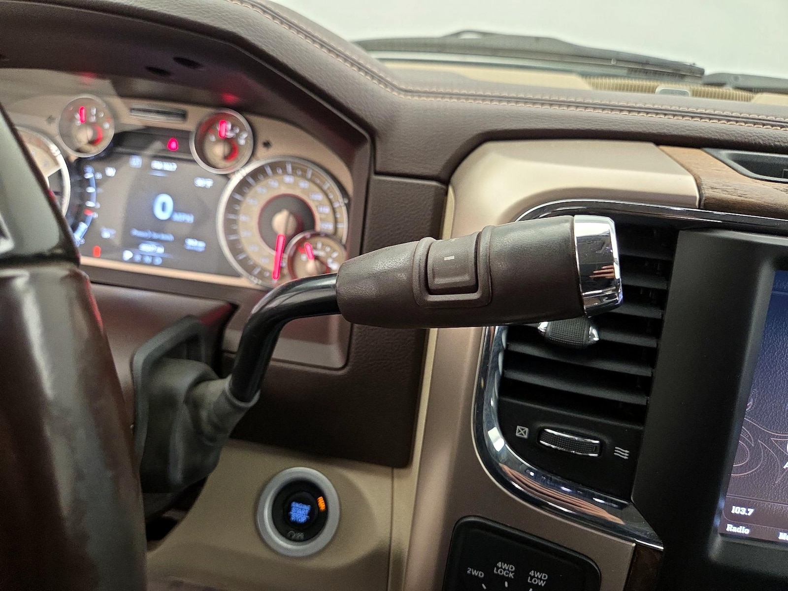 2018 RAM Ram 3500 Pickup Laramie Longhorn - Photo 19