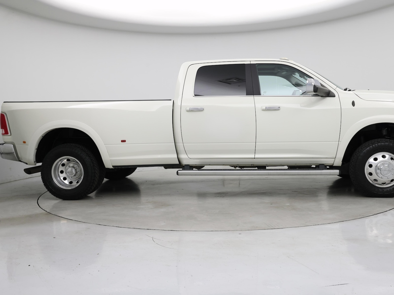 2018 RAM Ram 3500 Pickup Laramie Longhorn - Photo 8