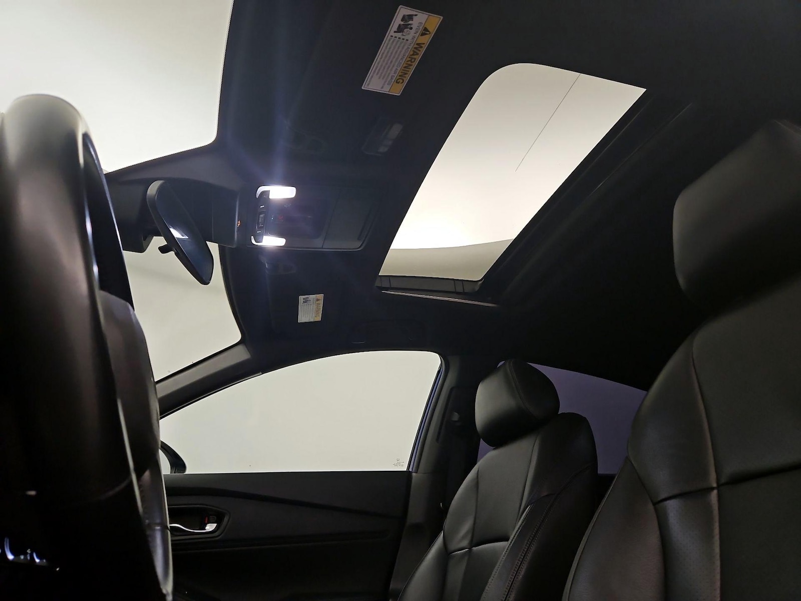Sunroof(s) & Overhead Airbags