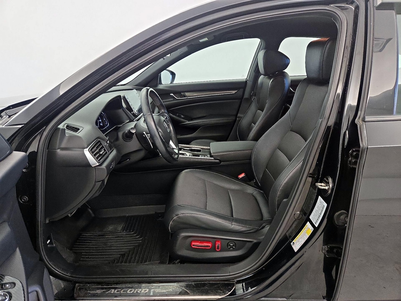 Power Seat(s) & Side Airbags