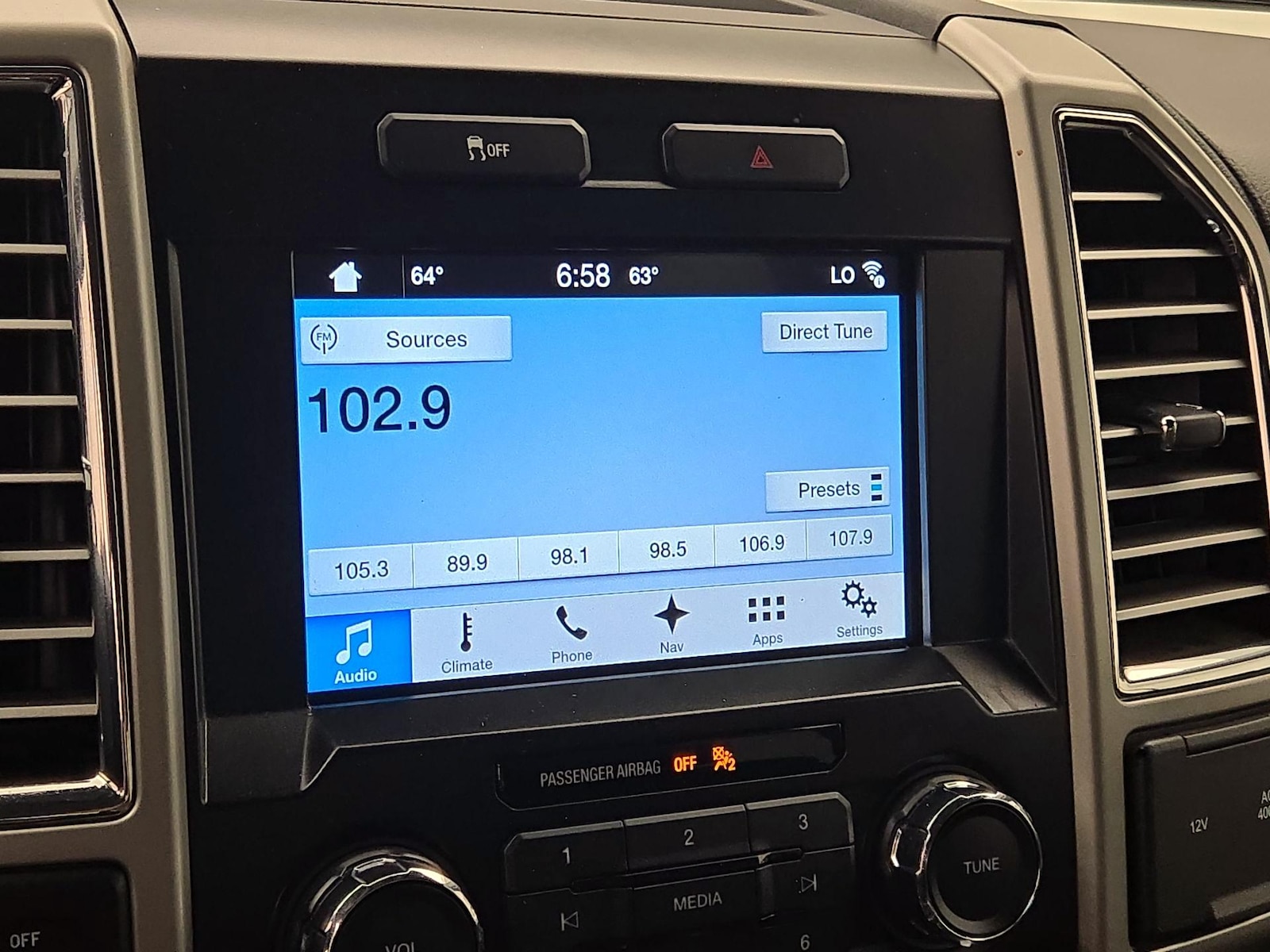 2016 Ford F-150 Lariat - Photo 17
