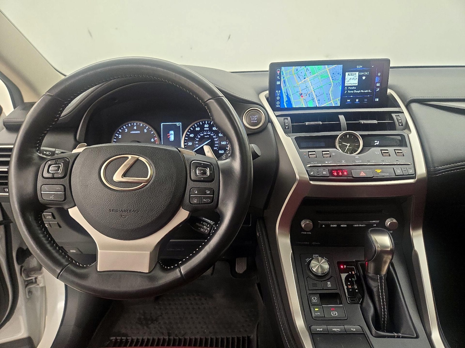 2020 Lexus NX 300 - Photo 10