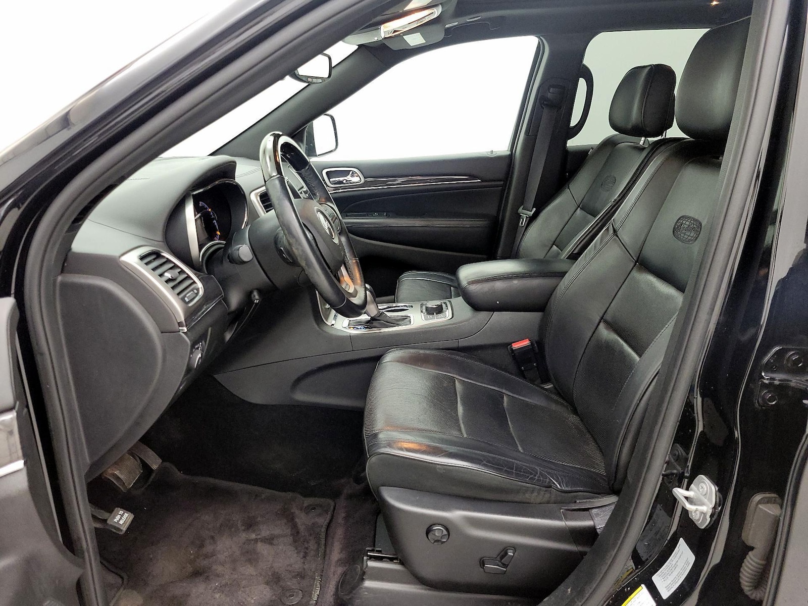 2018 Jeep Grand Cherokee Overland - Photo 12