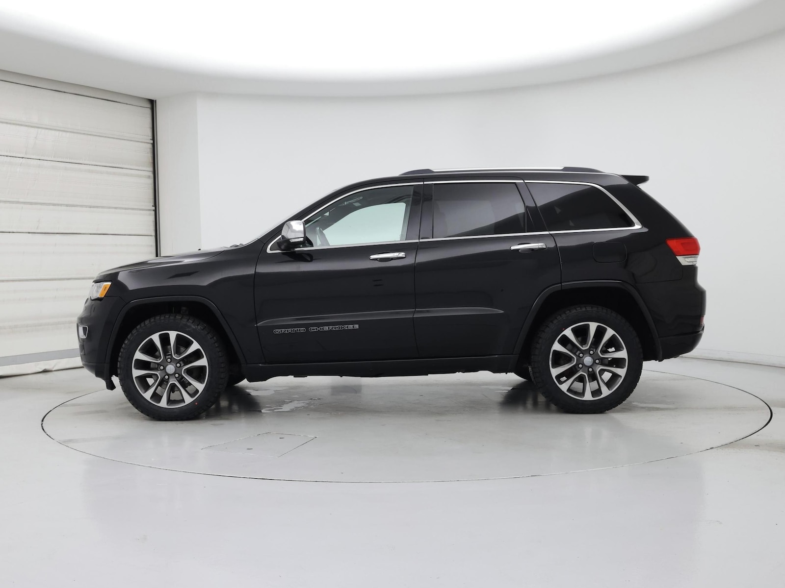2018 Jeep Grand Cherokee Overland - Photo 4