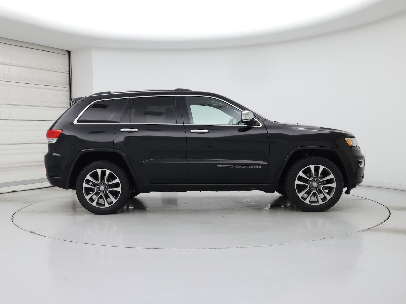2018 Jeep Grand Cherokee Overland - Photo 8