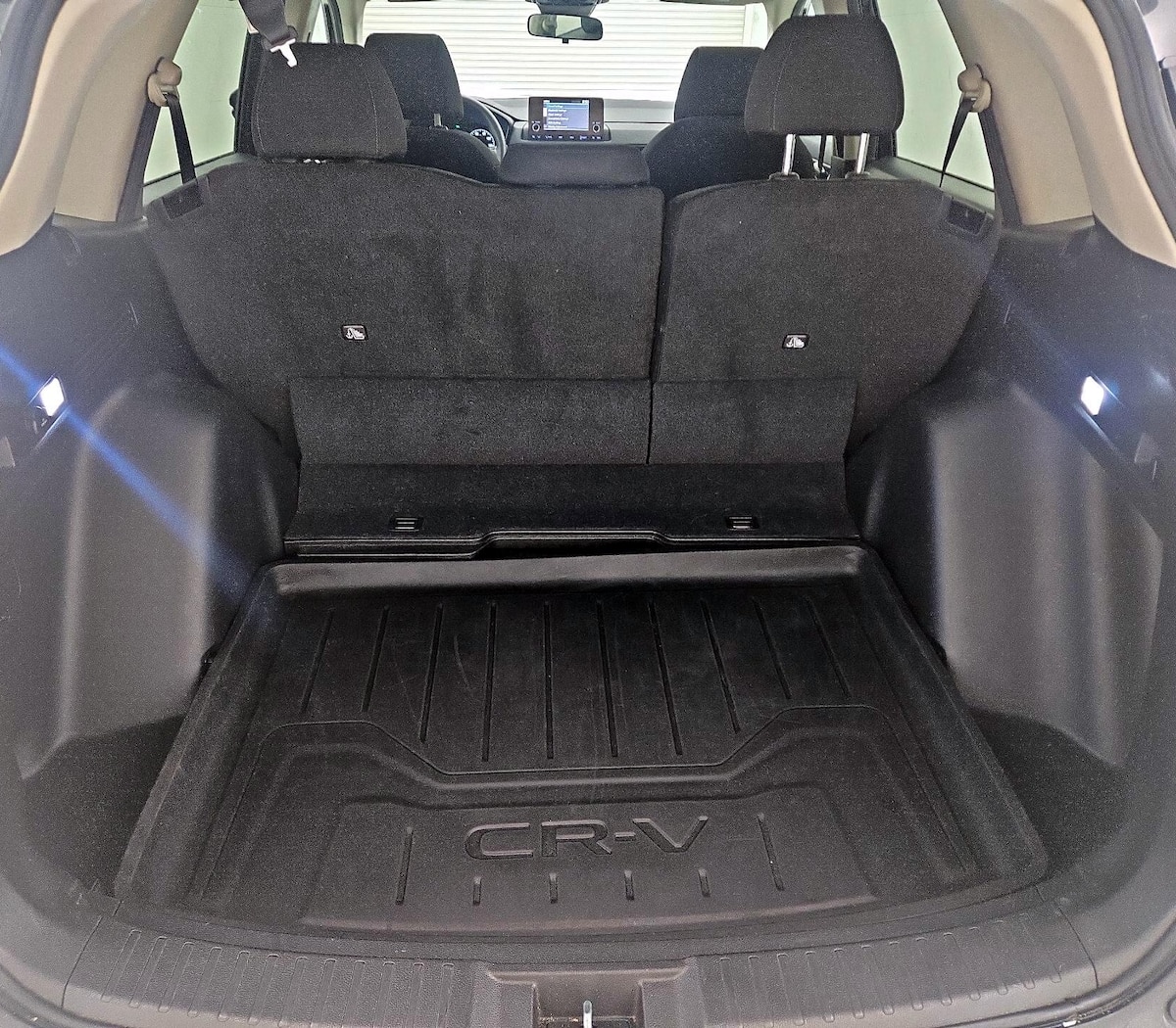 Trunk/Cargo (Seats Up)