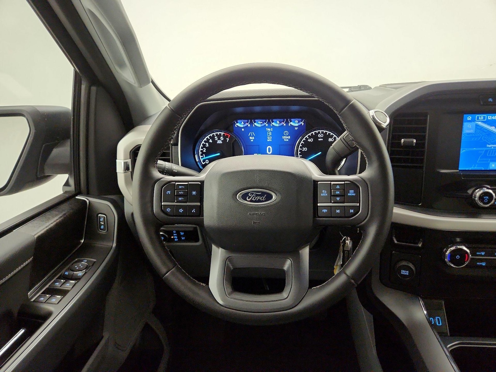 2023 Ford F-150 XLT - Photo 11