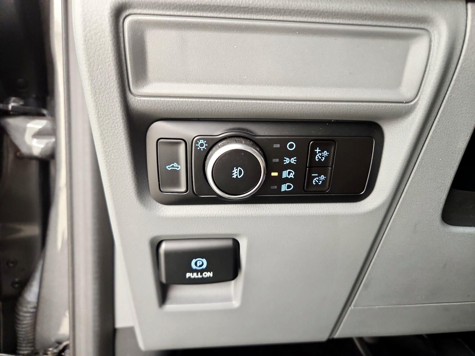 2023 Ford F-150 XLT - Photo 14