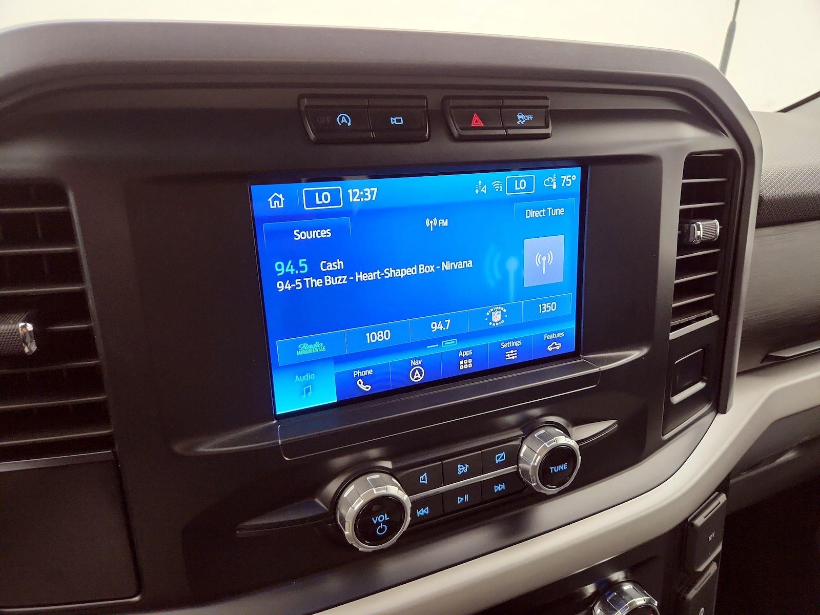 2023 Ford F-150 XLT - Photo 17