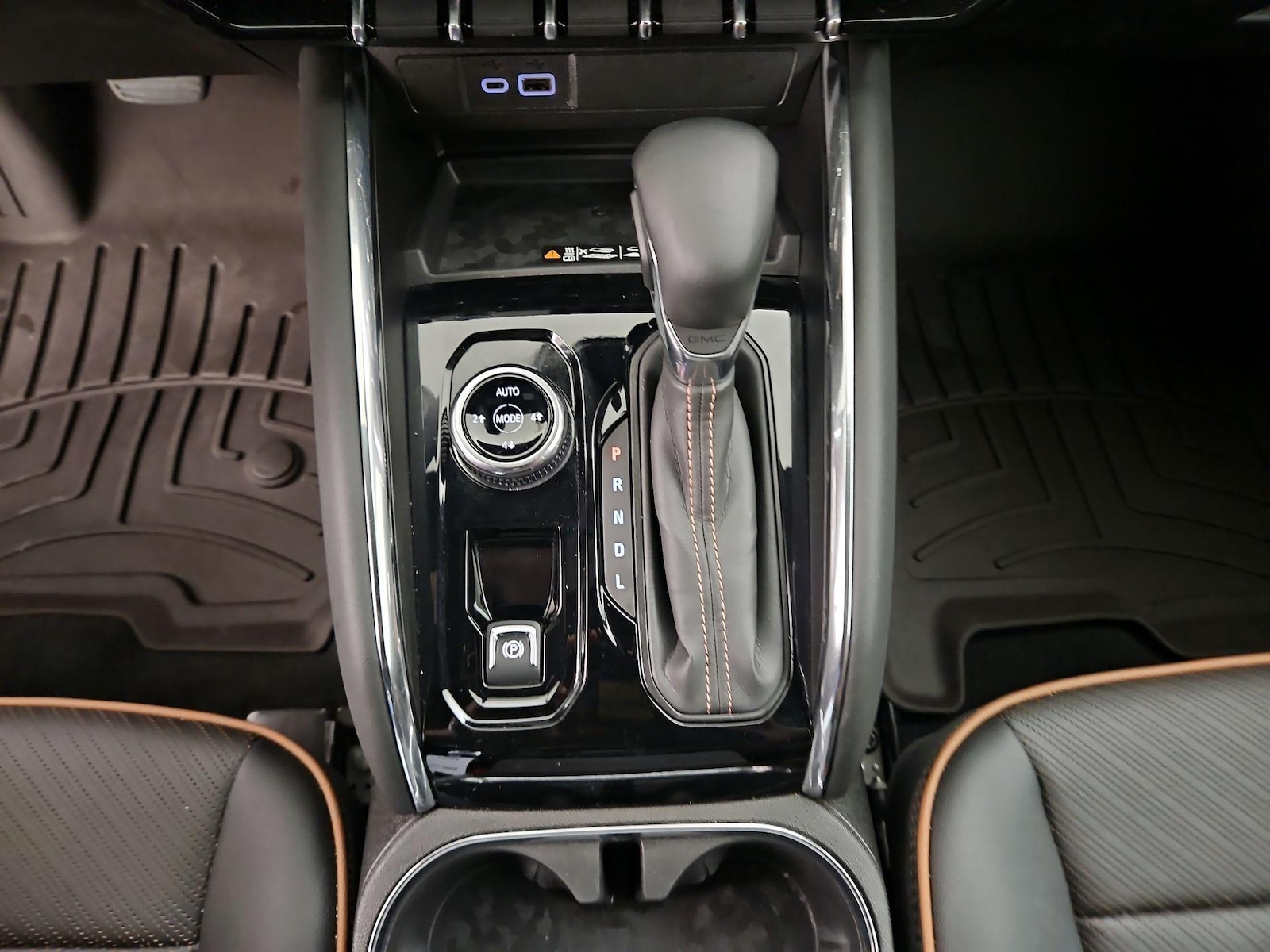 2025 GMC Canyon AT4 - Photo 19