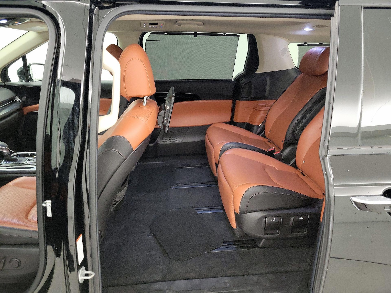 Rear Air Conditioning