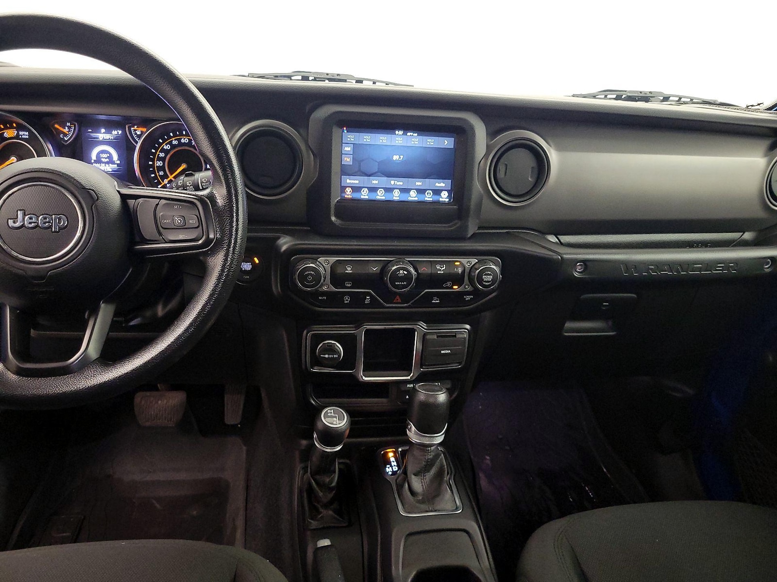 2022 Jeep Wrangler Willys Sport - Photo 10