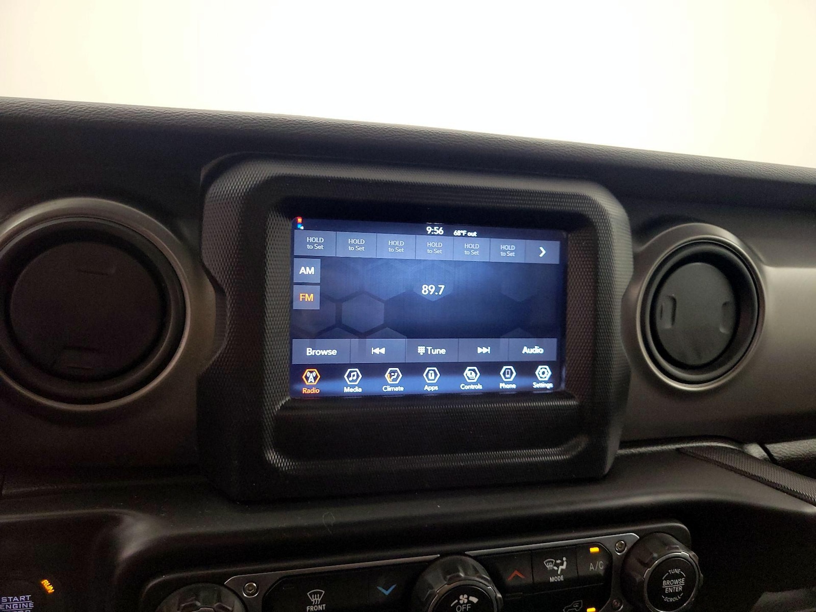 2022 Jeep Wrangler Willys Sport - Photo 16
