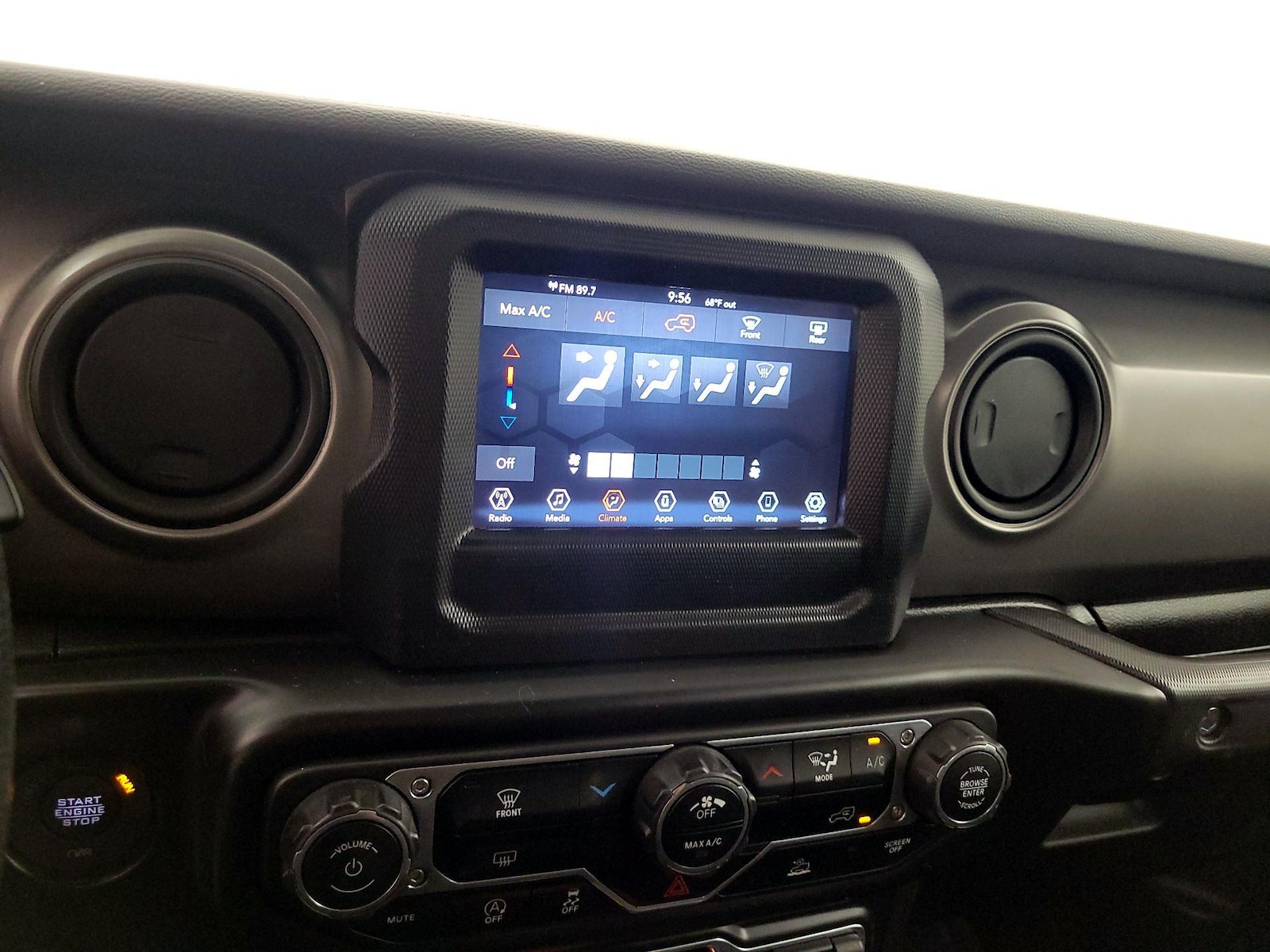 2022 Jeep Wrangler Willys Sport - Photo 17