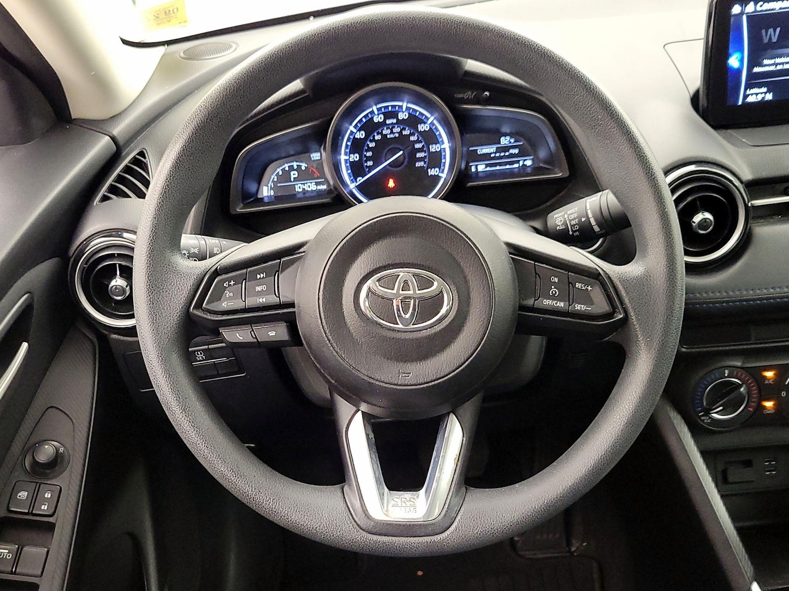 2019 Toyota Yaris LE - Photo 11