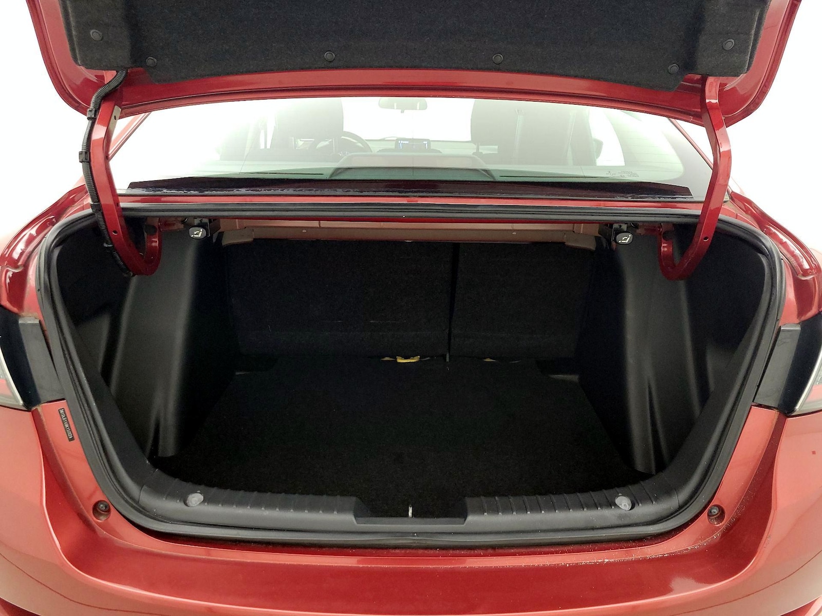 2019 Toyota Yaris LE - Photo 21