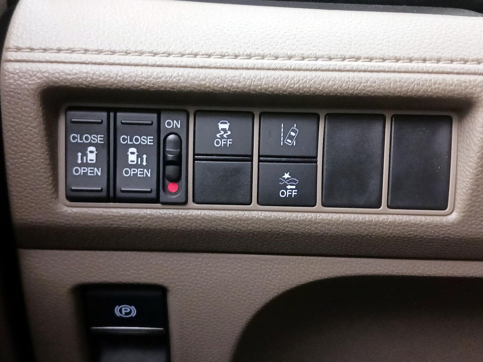 2020 Honda Odyssey EX - Photo 14