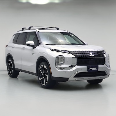 2024 Mitsubishi Outlander Plug in Hybrid SE