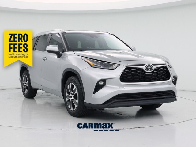 Silver 2023 Toyota Highlander SUV / Crossover Front-Wheel Drive Automatic