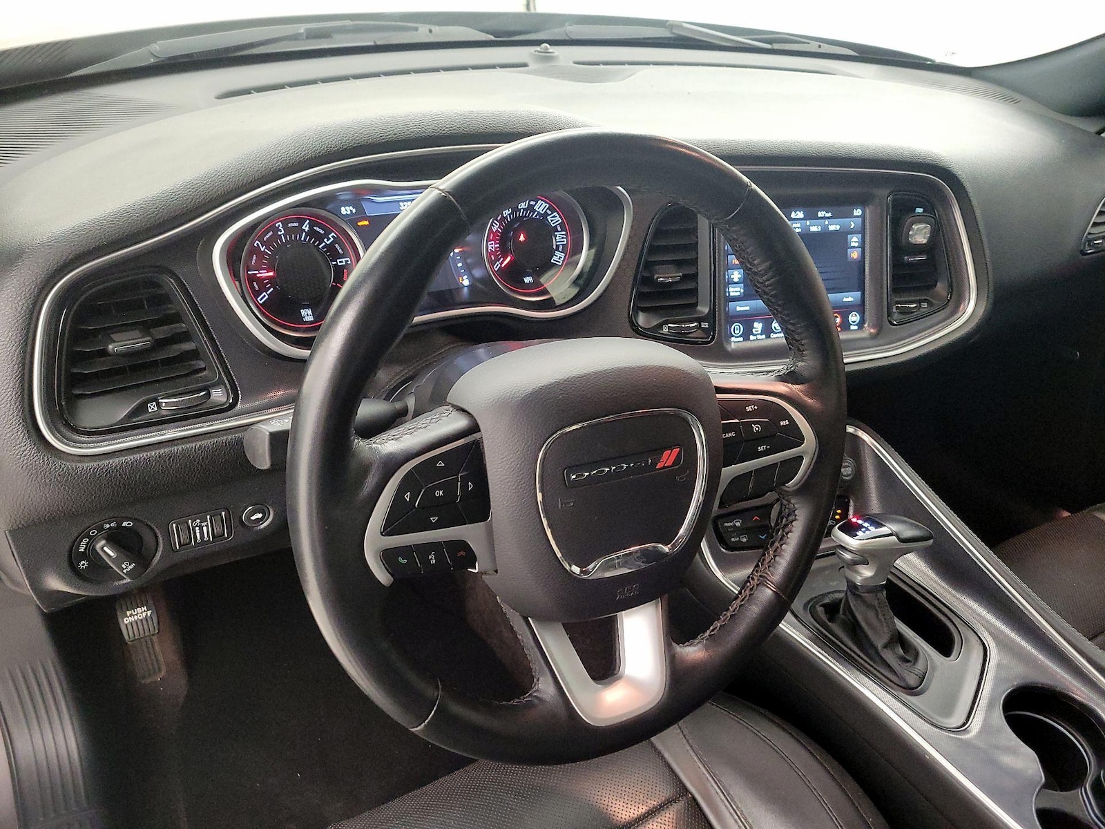 Apple CarPlay® & Android Auto™