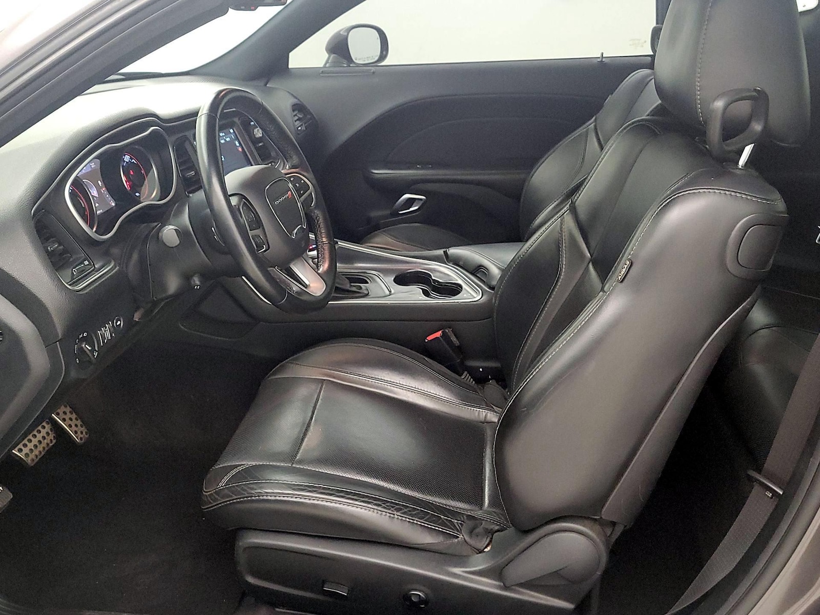 Power Seat(s) & A/C Seat(s)