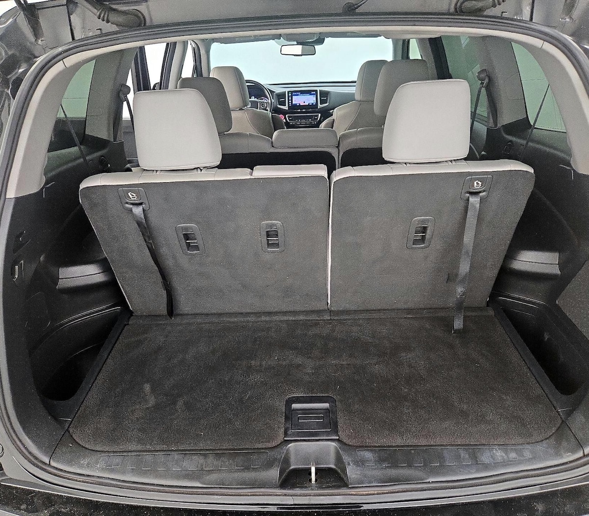 Trunk/Cargo (Seats Up)