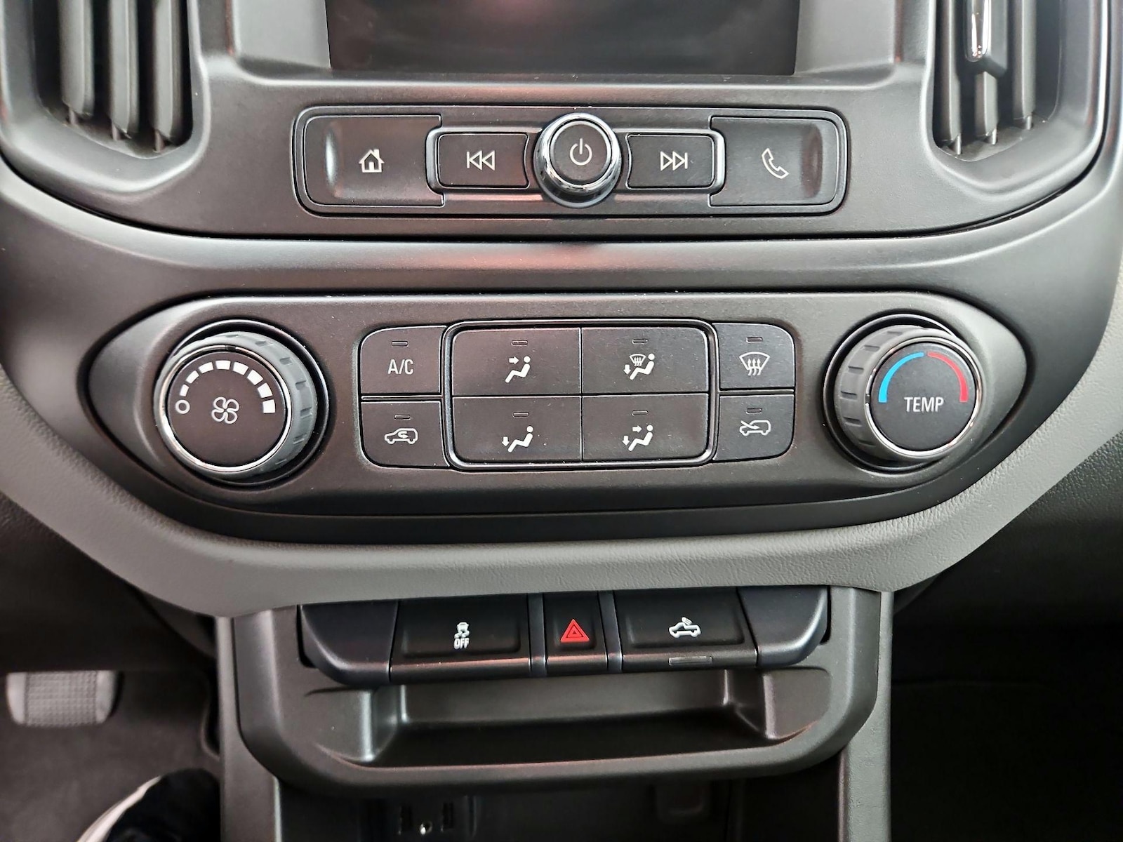 2022 Chevrolet Colorado Work Truck - Photo 17