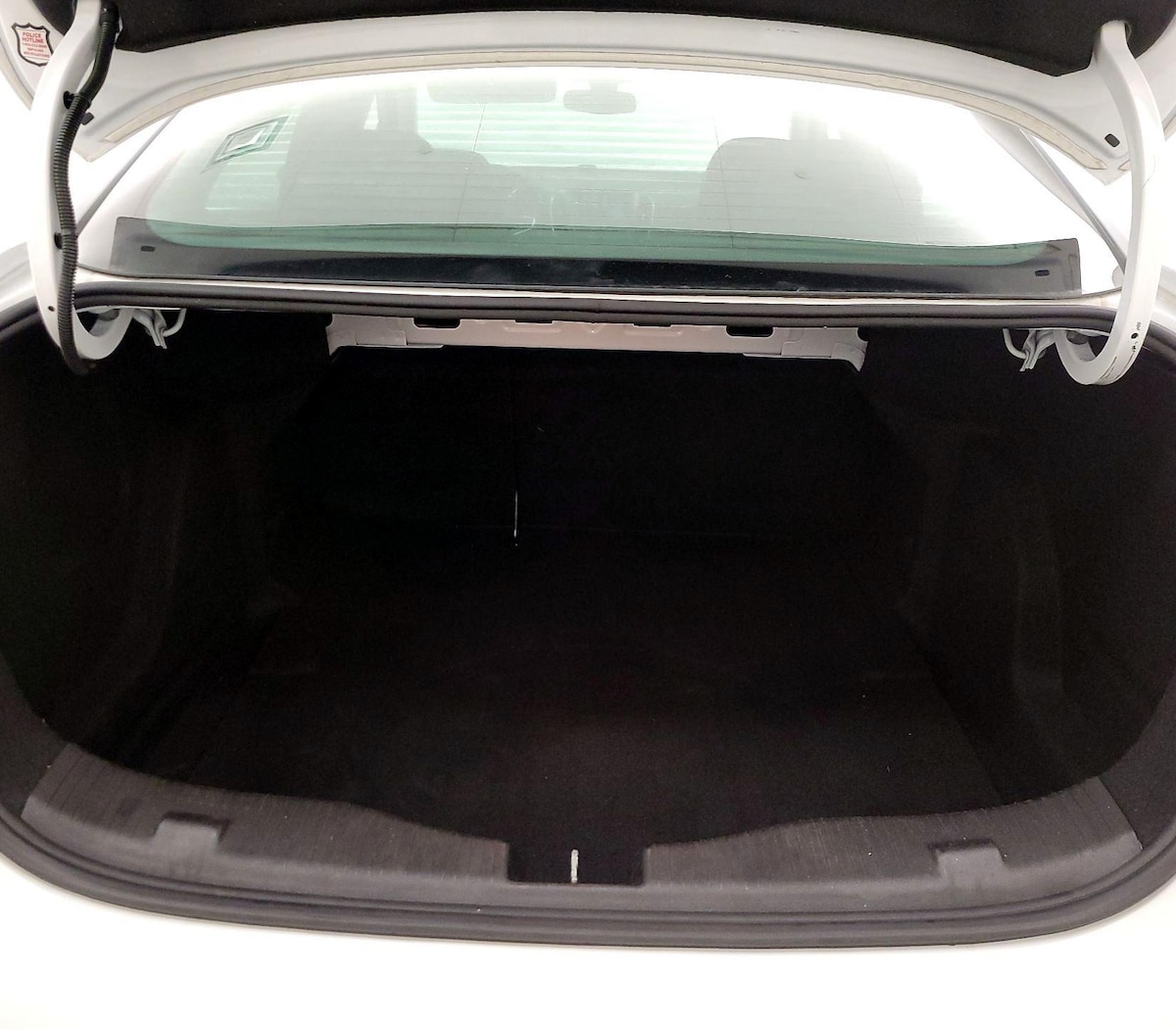 Trunk/Cargo (Seats Up)