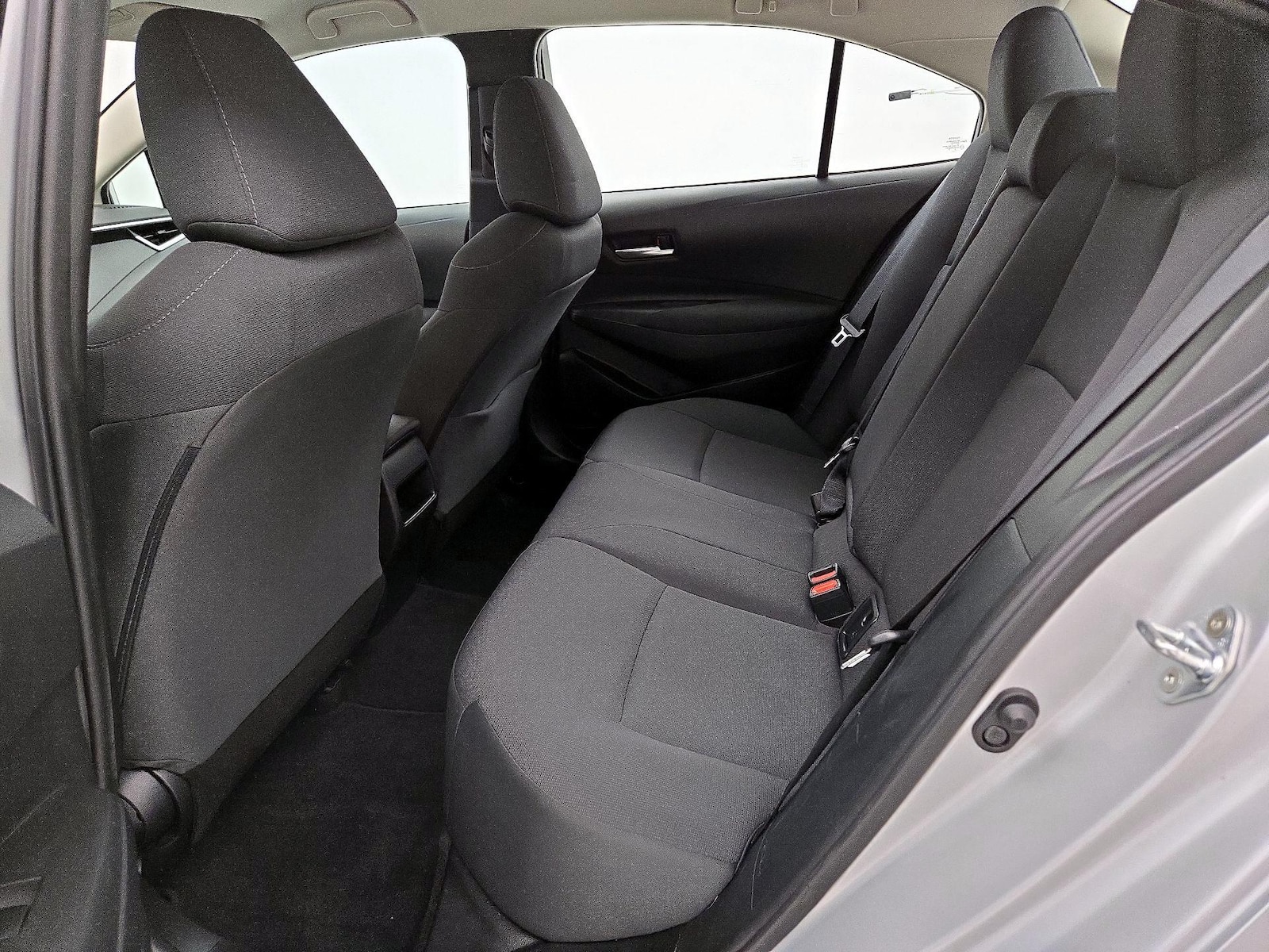 2021 Toyota Corolla LE - Photo 20